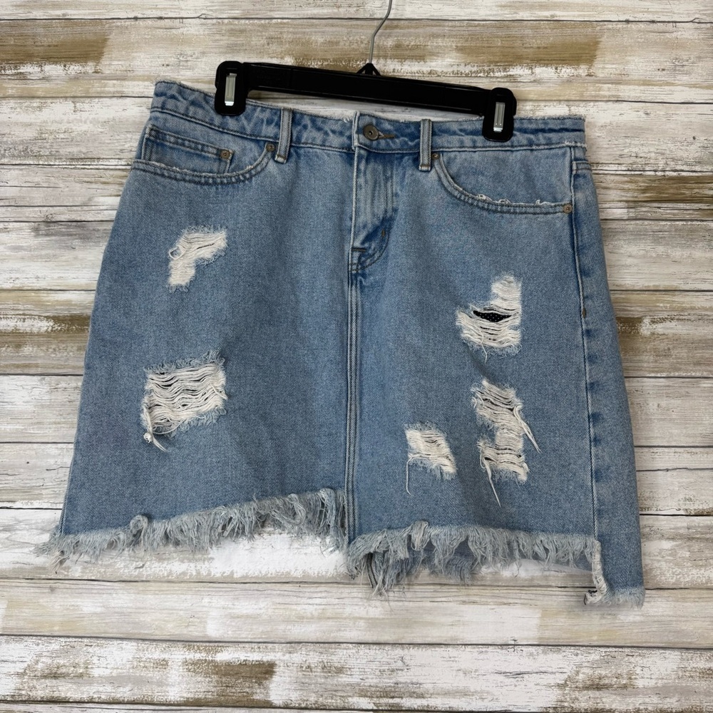 Cult of Individuality Women’s Distressed Crop Mini Jean Skirt size 30